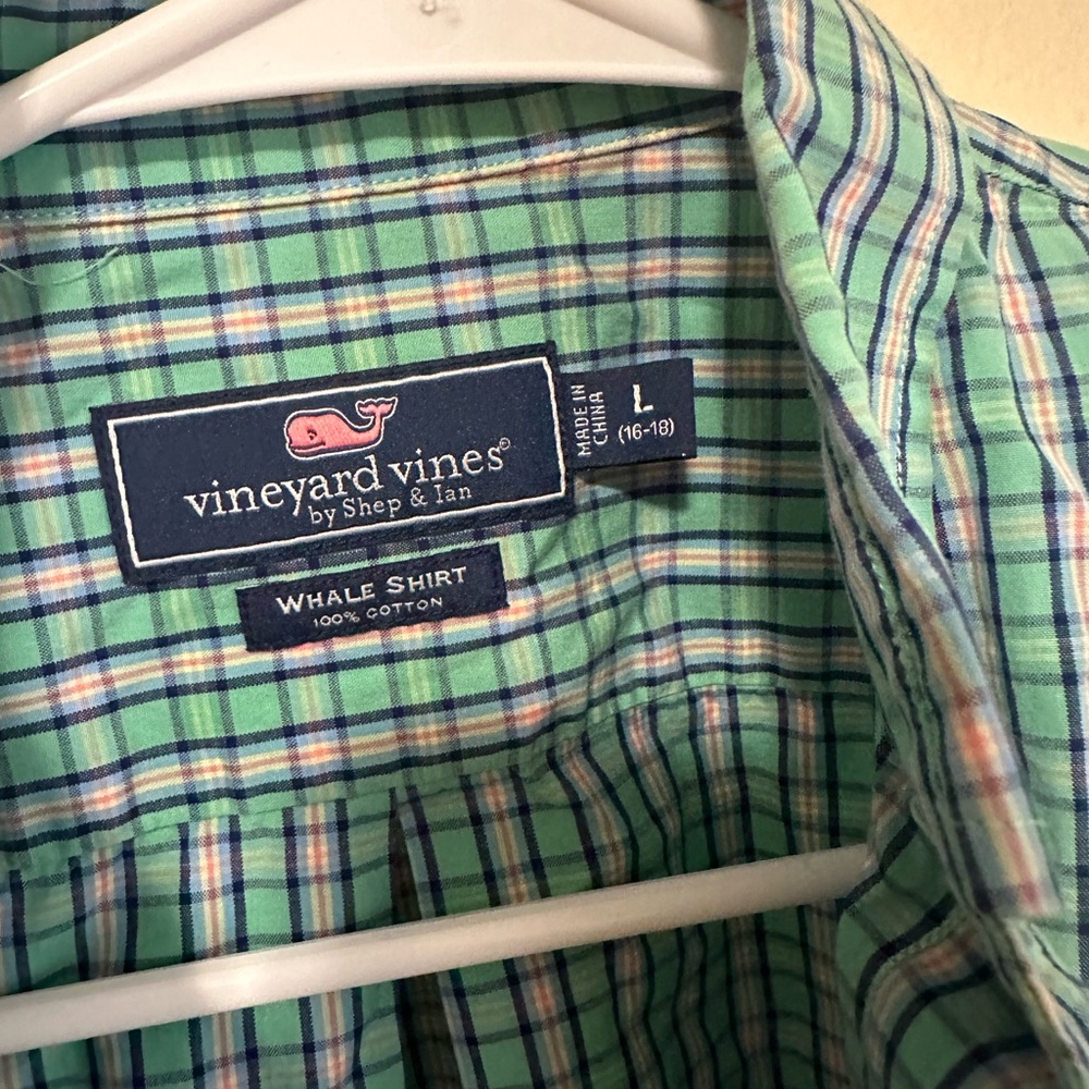 Vineyard Vines Green Plaid boys Shirt, size Large